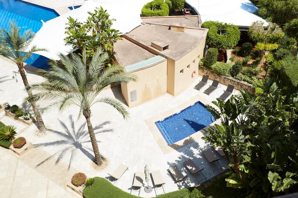 Insotel Fenicia Prestige Suites & Spa Santa Eularia des Riu Exterior photo