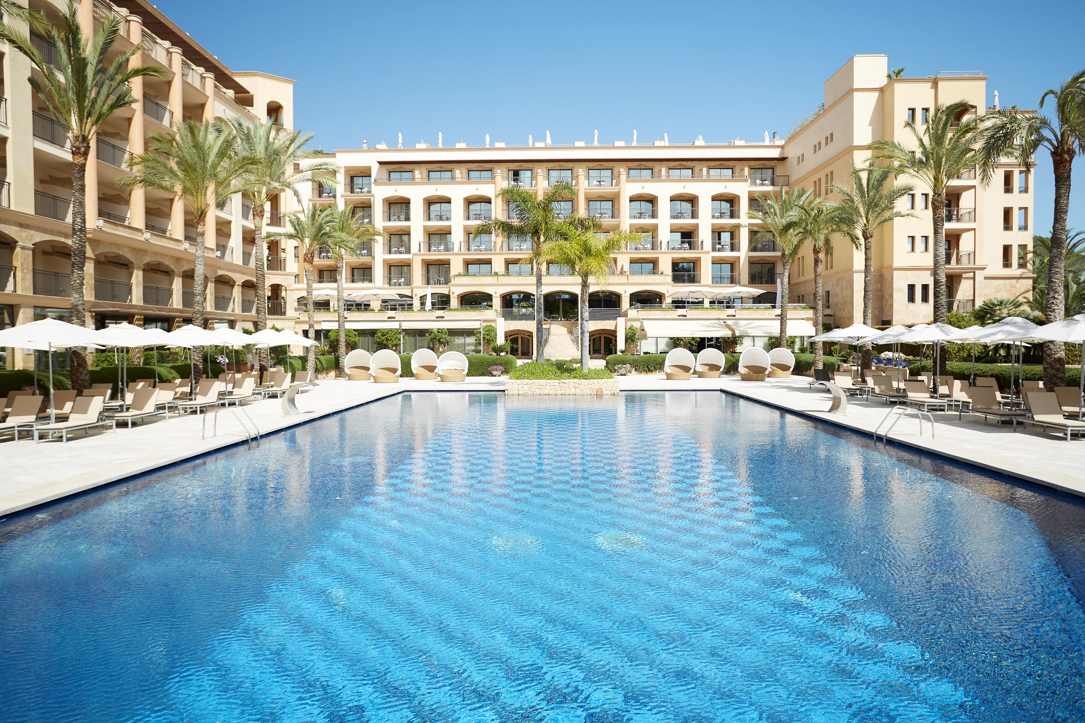 Insotel Fenicia Prestige Suites & Spa Santa Eularia des Riu Exterior photo